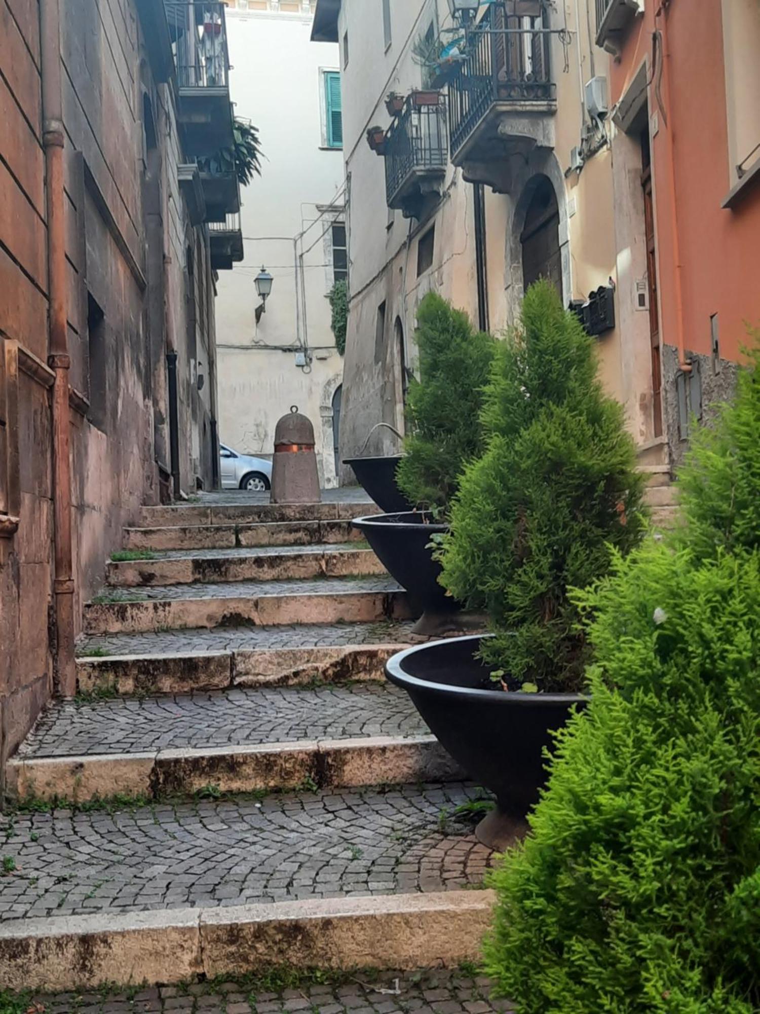 Villa Casa A Scale Sulmona Esterno foto